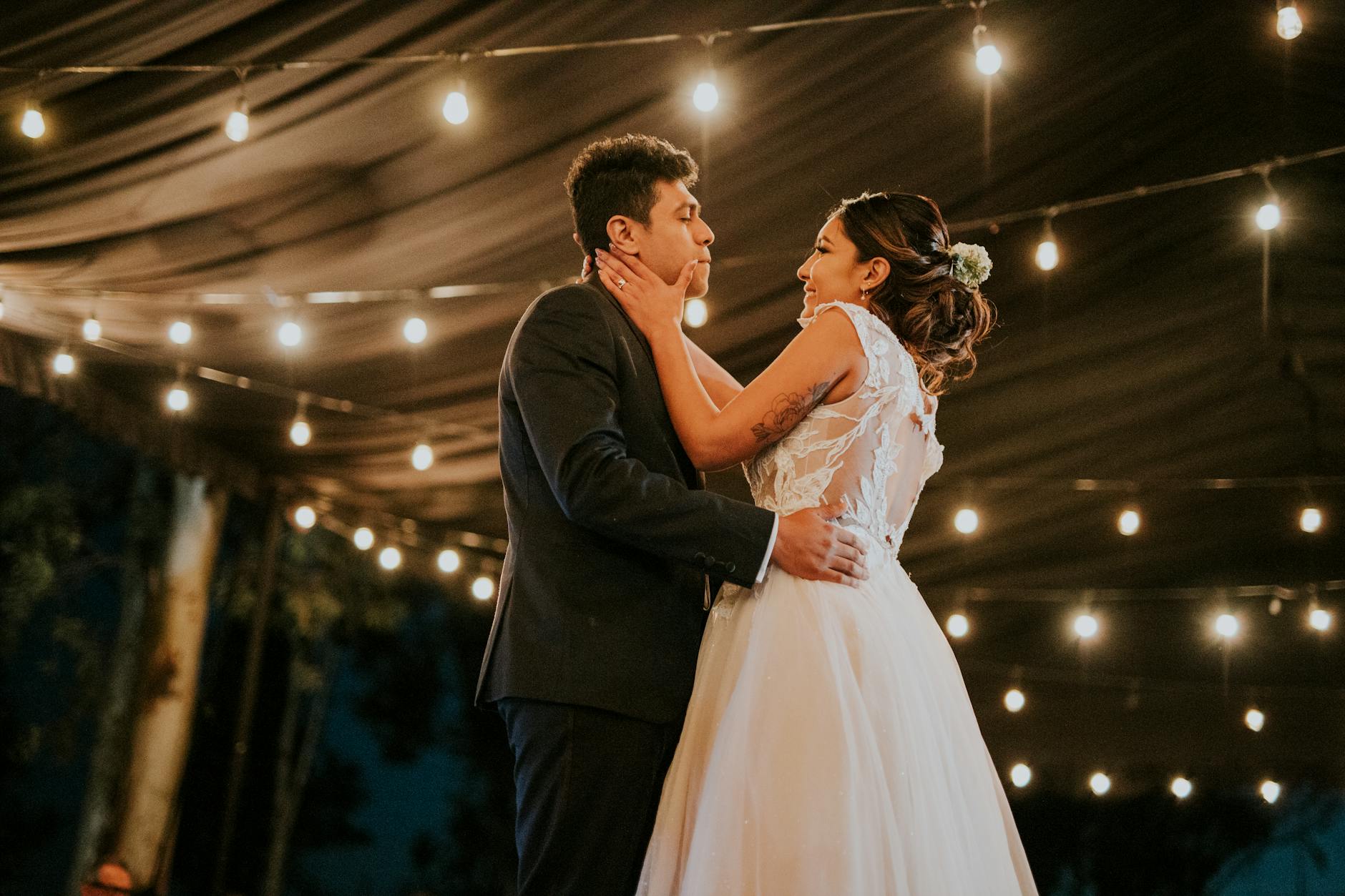 Wedding Photo Booth Backdrop Ideas: 30+ Stunning Styles for 2026