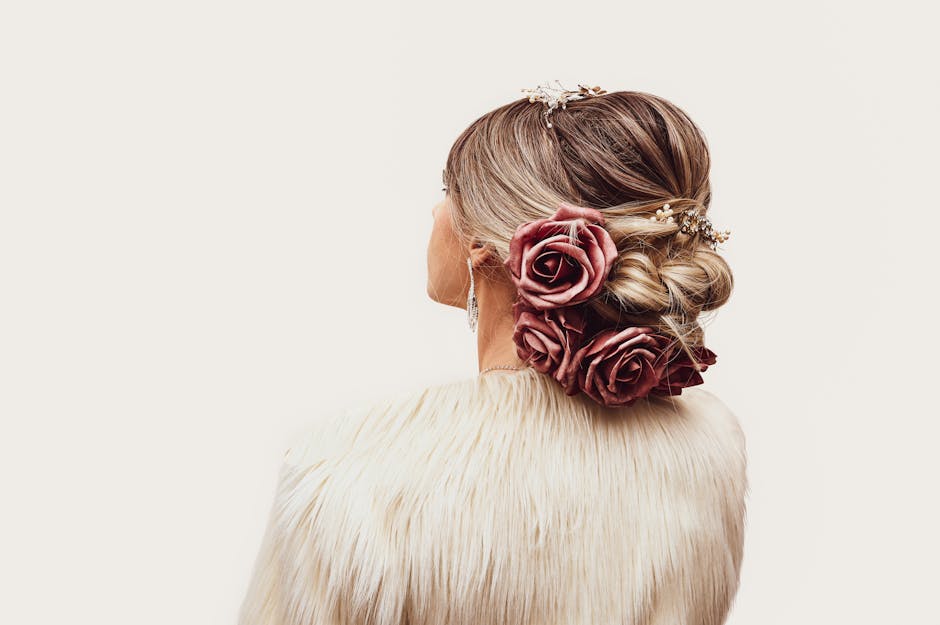 Rose gold statement bridal hair comb, a metallic bridal hair accessory idea