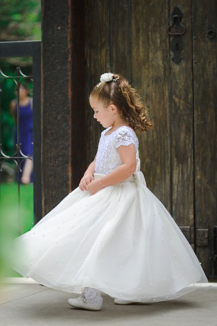Flower girl dress idea showing lace bodice detail with a tulle skirt