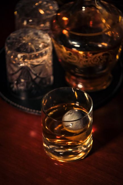 Whiskey stones gift set with granite chilling rocks for a best man gift