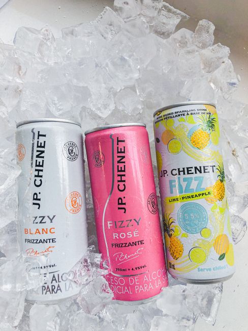 Bachelorette party can cooler favor idea for the bridal party