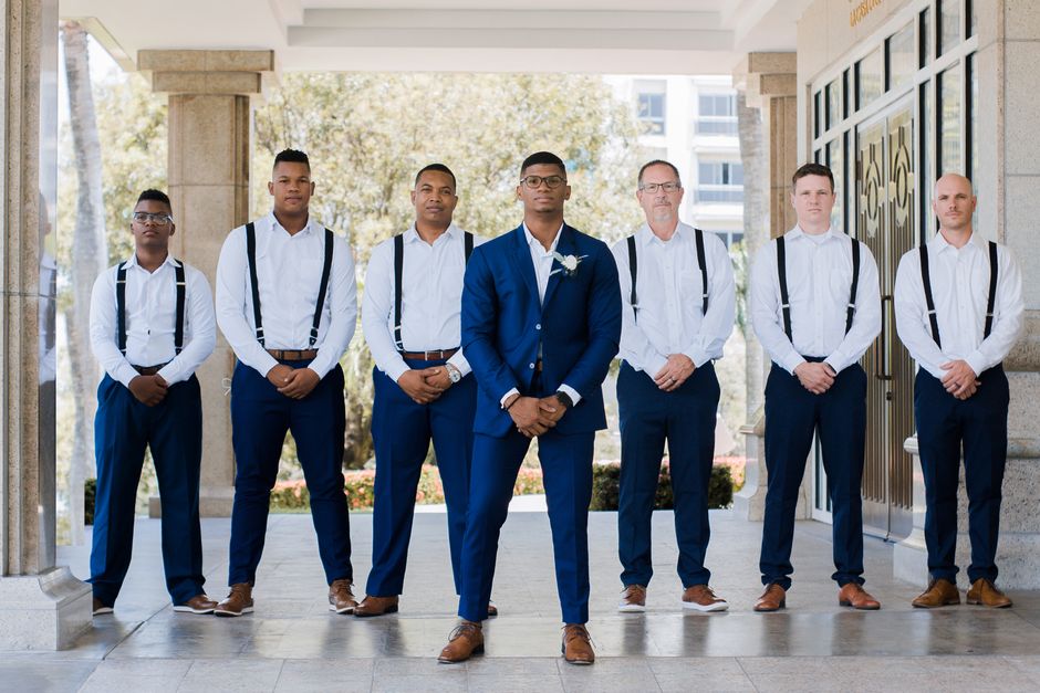 Matching necktie set for groomsmen, an easy way to coordinate wedding party ties