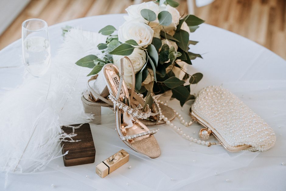 Crystal rhinestone box clutch, one of the sparkling bridal clutch ideas for a wedding reception