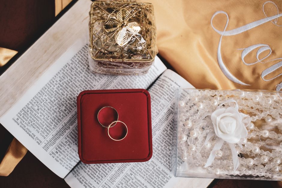 ring bearer gift set idea with storybook and briefcase