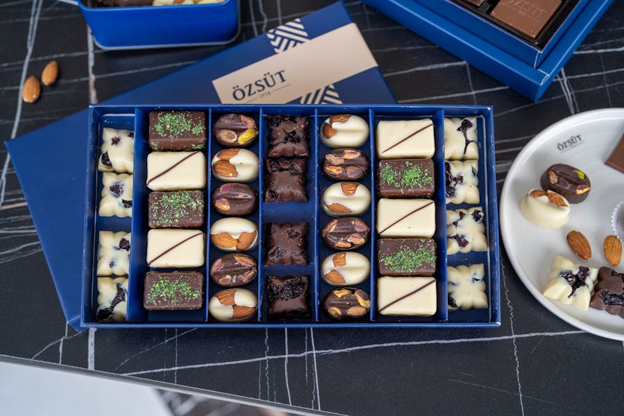 Ghirardelli Premium Chocolate Assortment (48 Count)