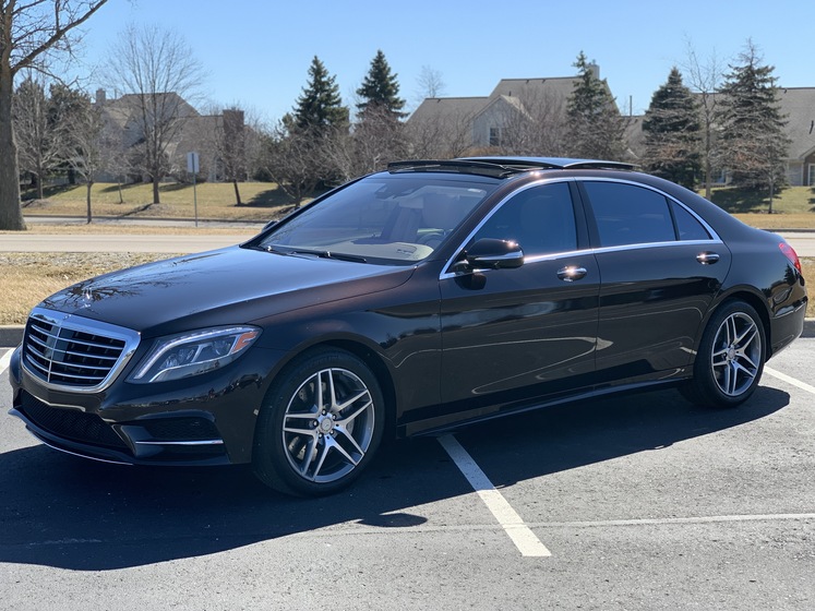 Metro Detroit Transportation And Limo Service wedding vendor photo
