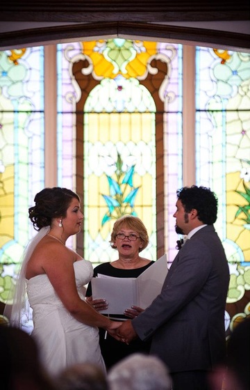 Rev Kris Miller wedding vendor photo