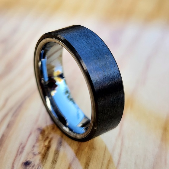 Manderwood Custom Rings wedding vendor photo