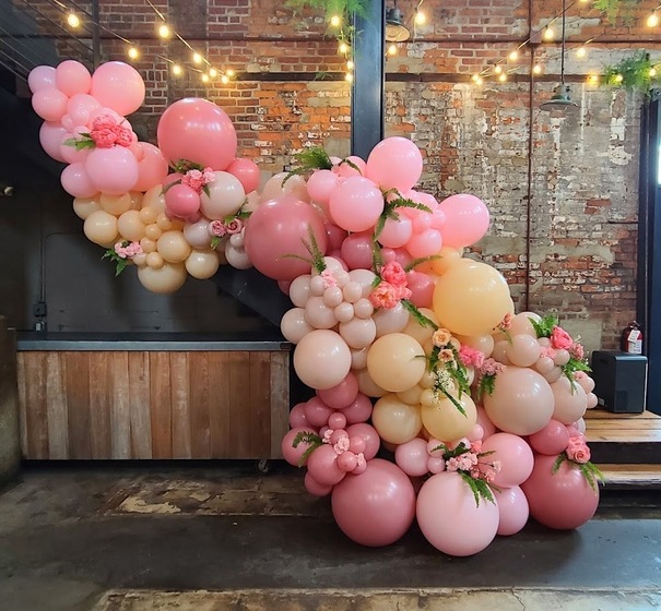 Perfectly Wrapped Balloons wedding vendor photo