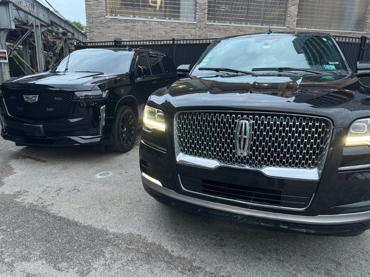 Texas Limo And Car Service wedding vendor photo