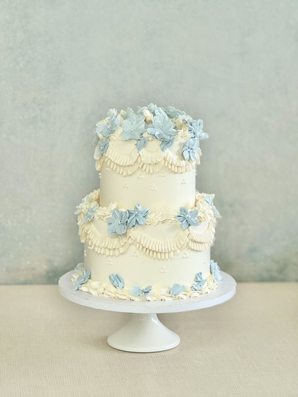 Violet Cake Co. wedding vendor photo