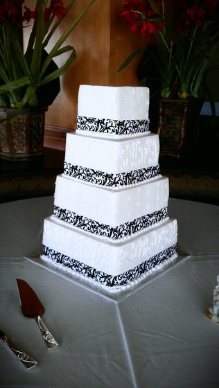 european cake gallery wedding vendor photo