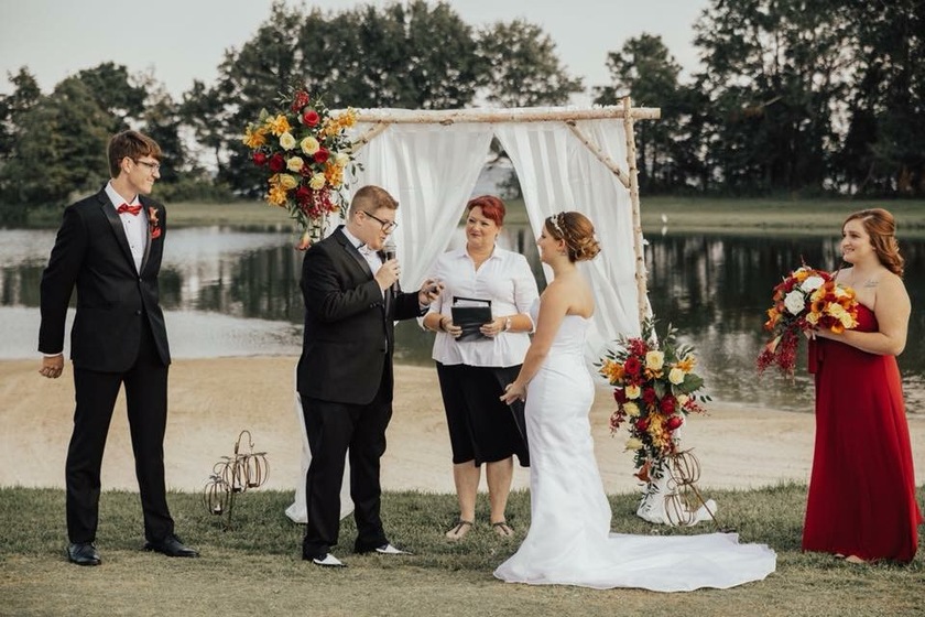 Weddings By Candi wedding vendor photo