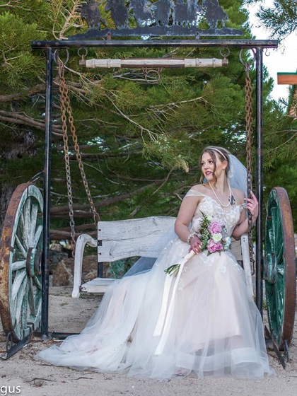Gus devine Photography wedding vendor photo