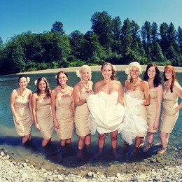 Photo of Amore Studios, a wedding photographer in Seattle