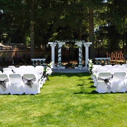 Photo of Villa Rose Gardens, a wedding venue in Seattle