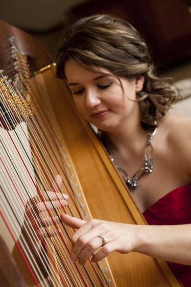 Seattle Harpist: Alishia Joubert wedding vendor photo