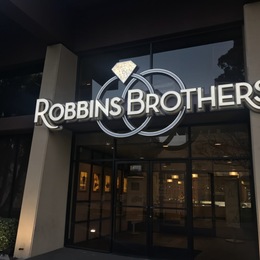 Photo of Robbins Brothers, a wedding rings and jewelry in Los Angeles