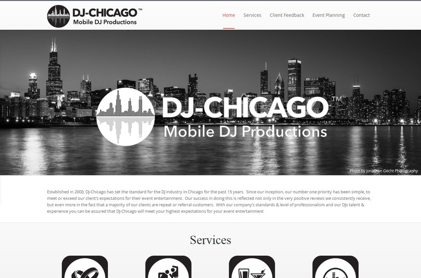 DJ-Chicago wedding vendor photo