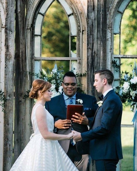 HIREAMINISTER.com wedding vendor photo