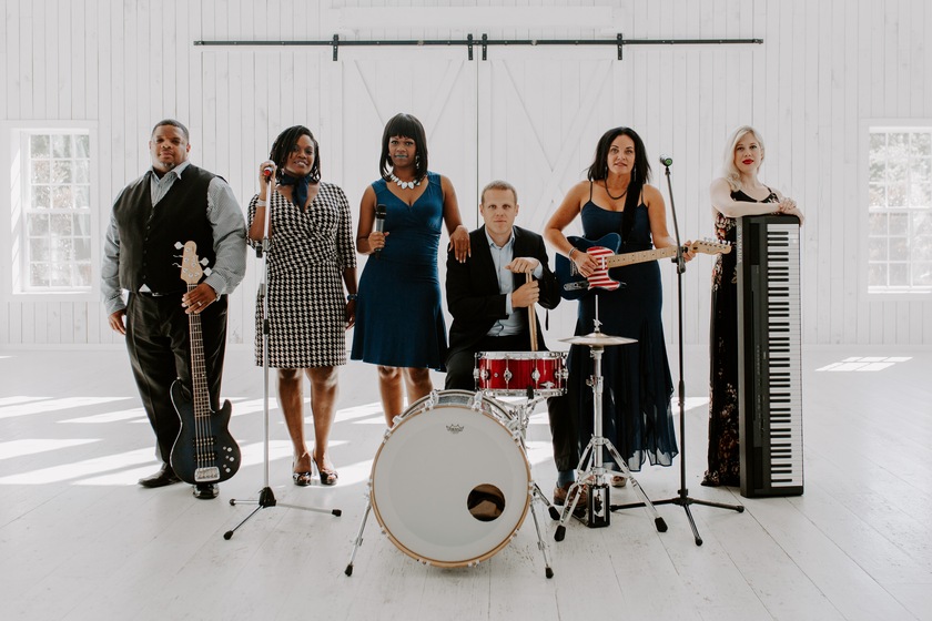 Royal Dukes Band wedding vendor photo