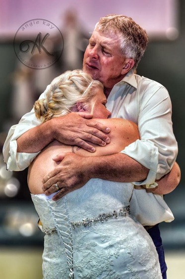 Angie Kay Photo wedding vendor photo