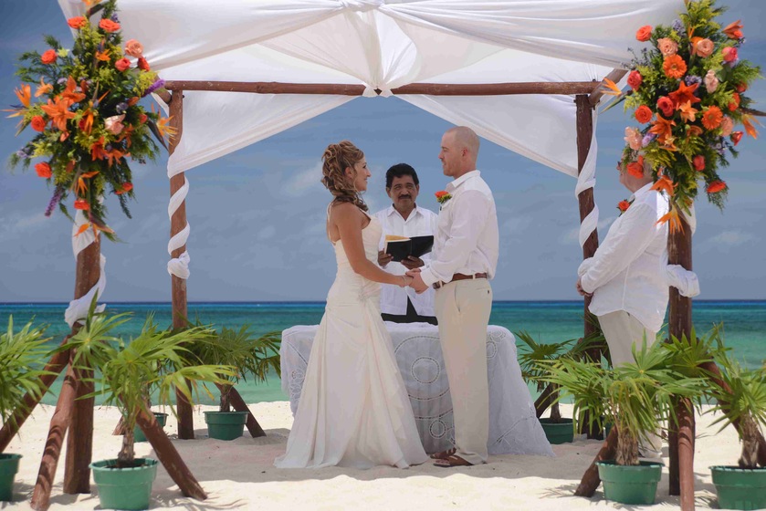 Imagine Weddings & Events wedding vendor photo