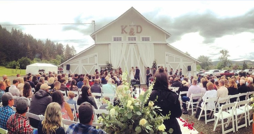 Noteworthy Dj wedding vendor photo
