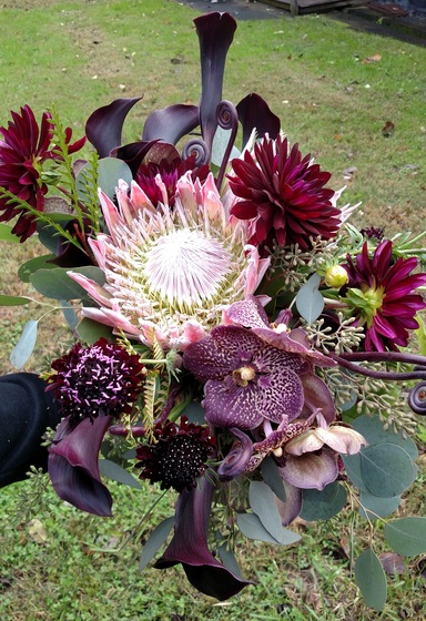 Wicked Willow Floral wedding vendor photo