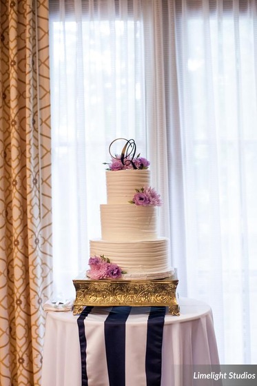 Short North Piece of Cake wedding vendor photo