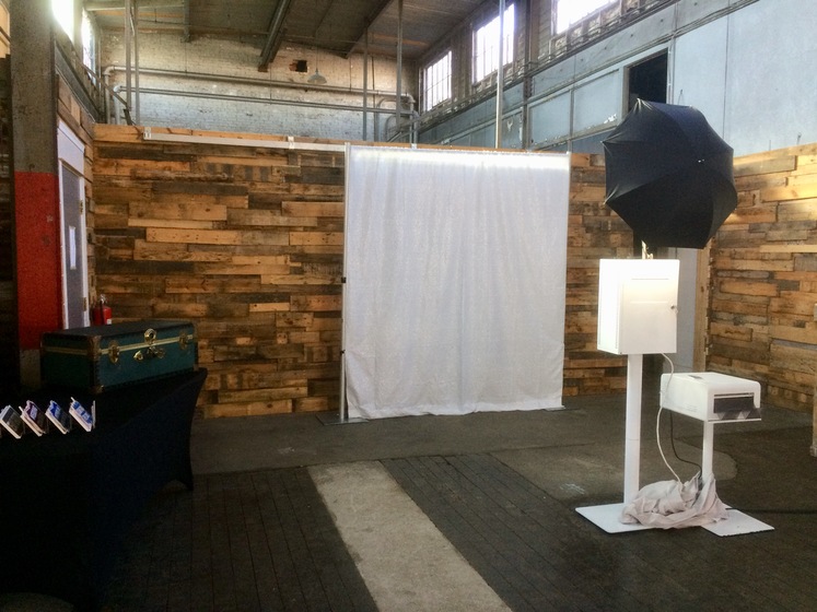 Instant Photocube wedding vendor photo