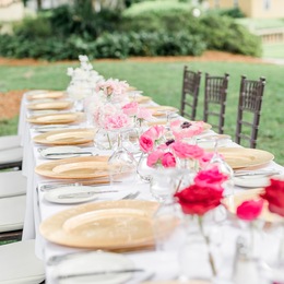 Photo of Ruby Reds Floral And Garden, a wedding florist in Jacksonville
