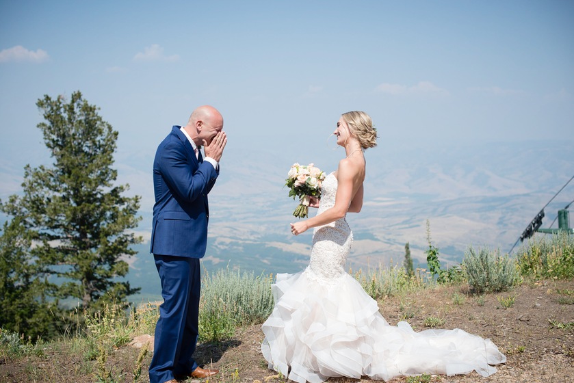 Dezember Photography And Videography wedding vendor photo