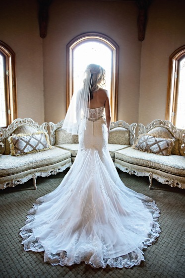 J Lobbins Photography wedding vendor photo
