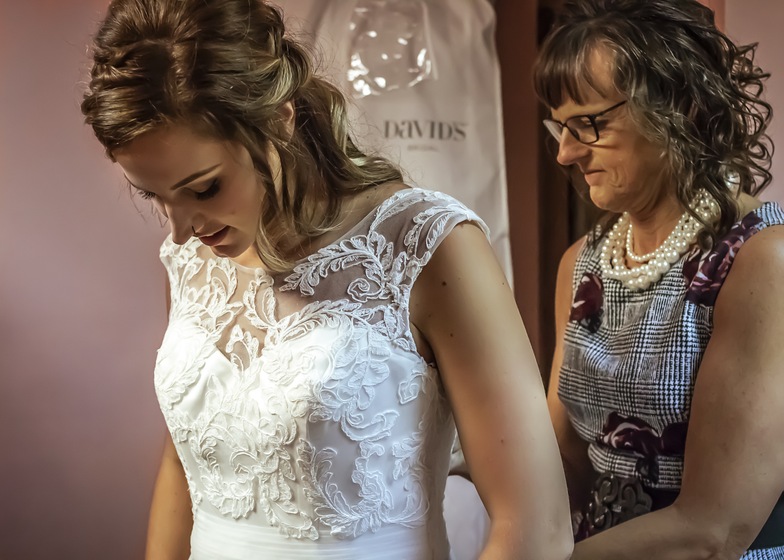 Sandy Prints Photography LLC wedding vendor photo