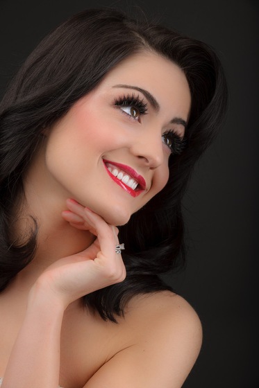 Ali, Long Island Makeup and Hair wedding vendor photo