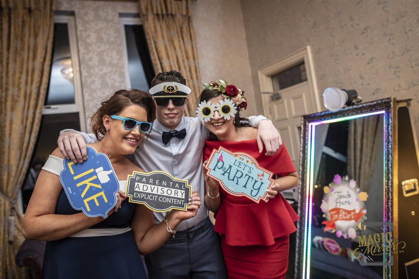 Magic Mirror Photobooth NM wedding vendor photo