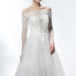 Erica Angeline Bridal photo