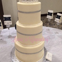 Laura's Cupcakery photo