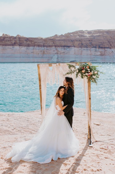 Sessions Events wedding vendor photo
