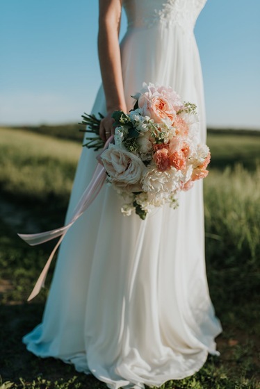 thedresswarehouse wedding vendor photo