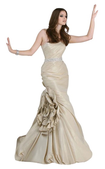 thedresswarehouse wedding vendor photo