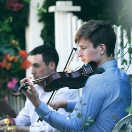 Photo of The Fox Duo, a wedding live music in Hamilton