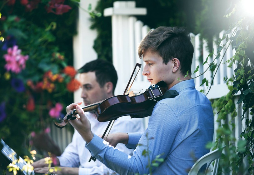 The Fox Duo wedding vendor photo