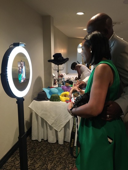 Viral Booth Oc wedding vendor photo
