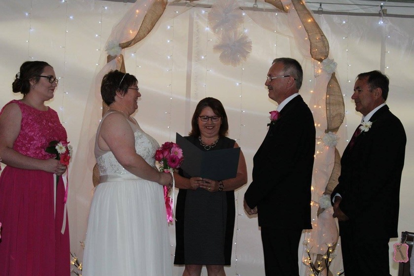 Kiss N' Go wedding vendor photo