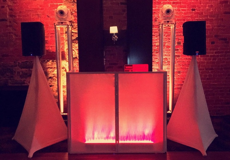 Dj Shane Oliveira wedding vendor photo