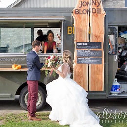Jonny Blonde (foodtruck And Catering) photo