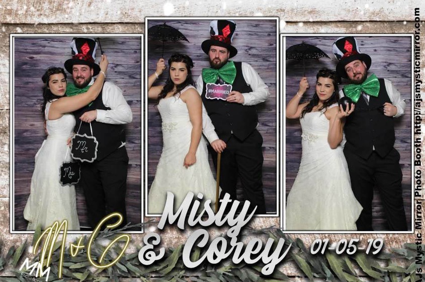 Ajs Mystic Mirror Photo Booth wedding vendor photo