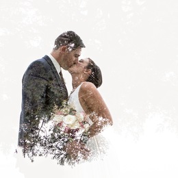Photo of Hattie Root Photography, a wedding photographer in Vancouver